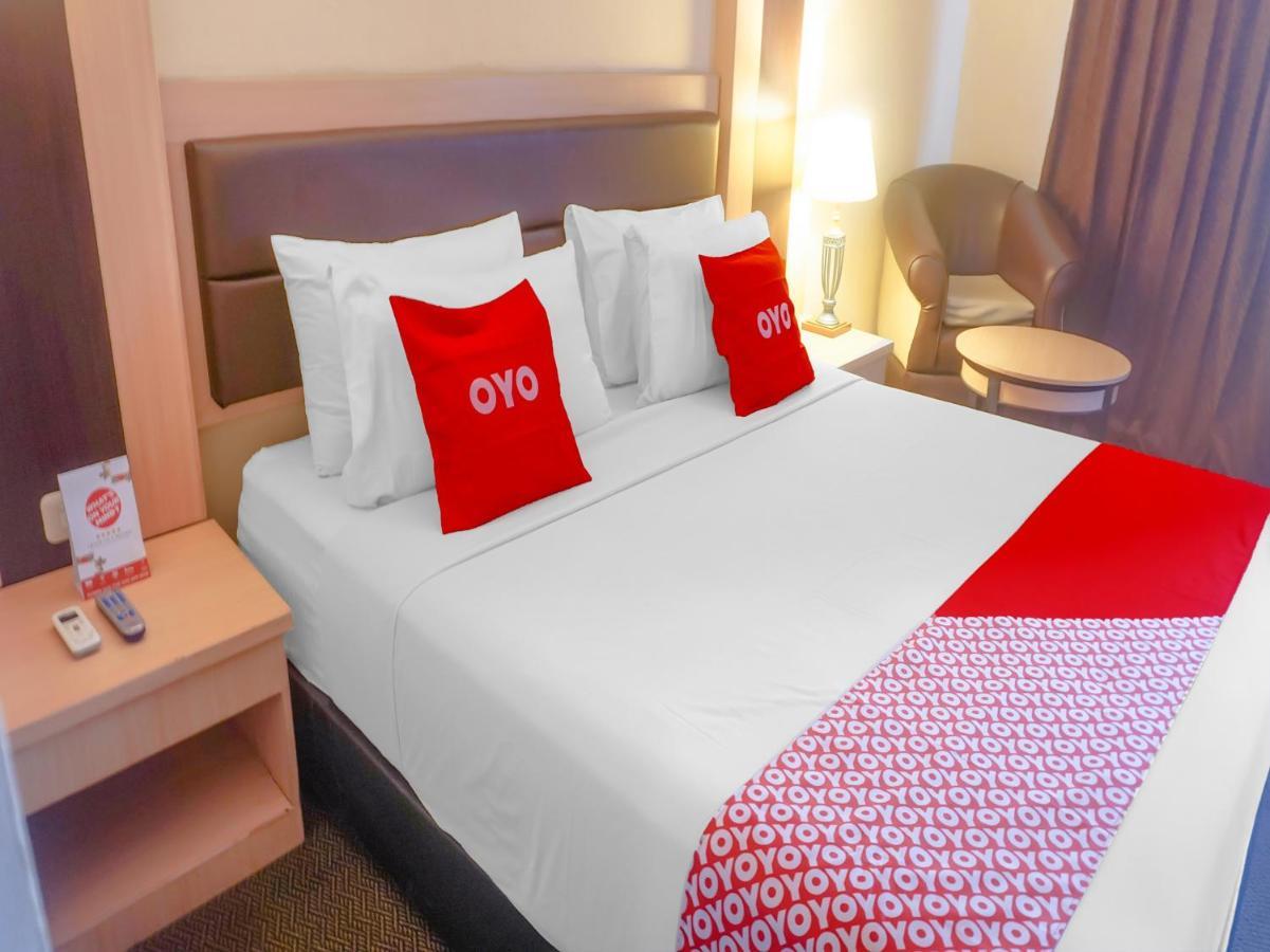Oyo 3967 Hotel Pantai Wisata Makassar Eksteriør billede