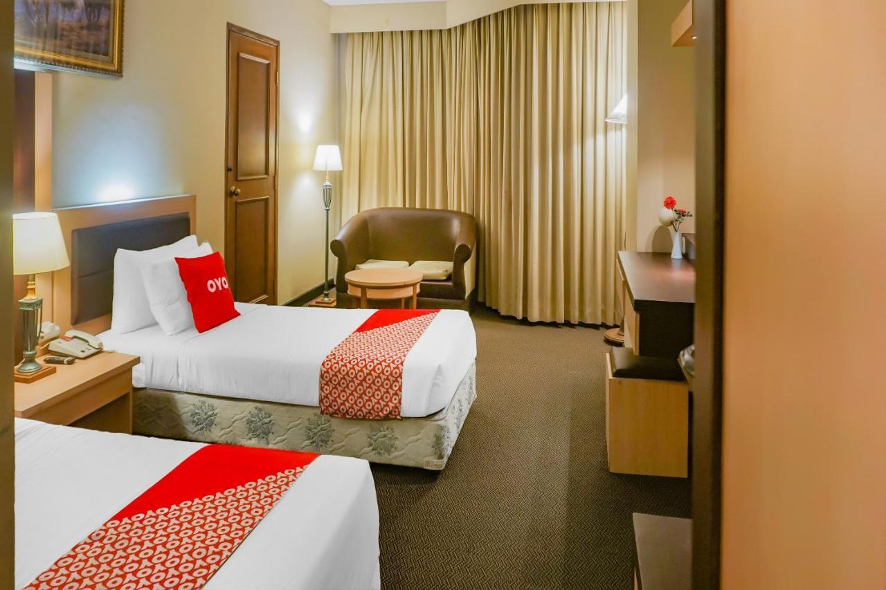 Oyo 3967 Hotel Pantai Wisata Makassar Eksteriør billede